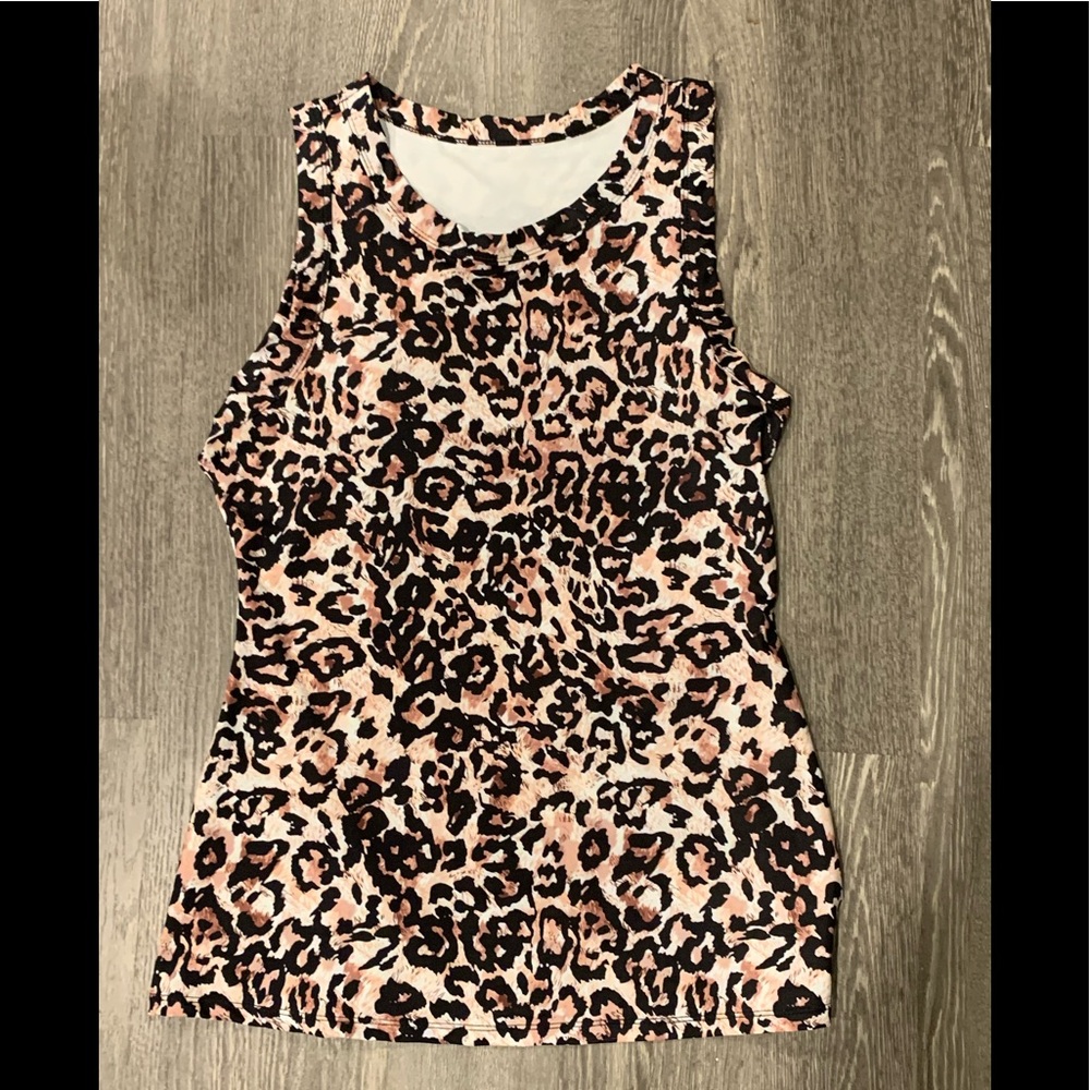Leopard Print Tank Top -Women’s Size LARGE- 95% Polyester / 5% Spandex